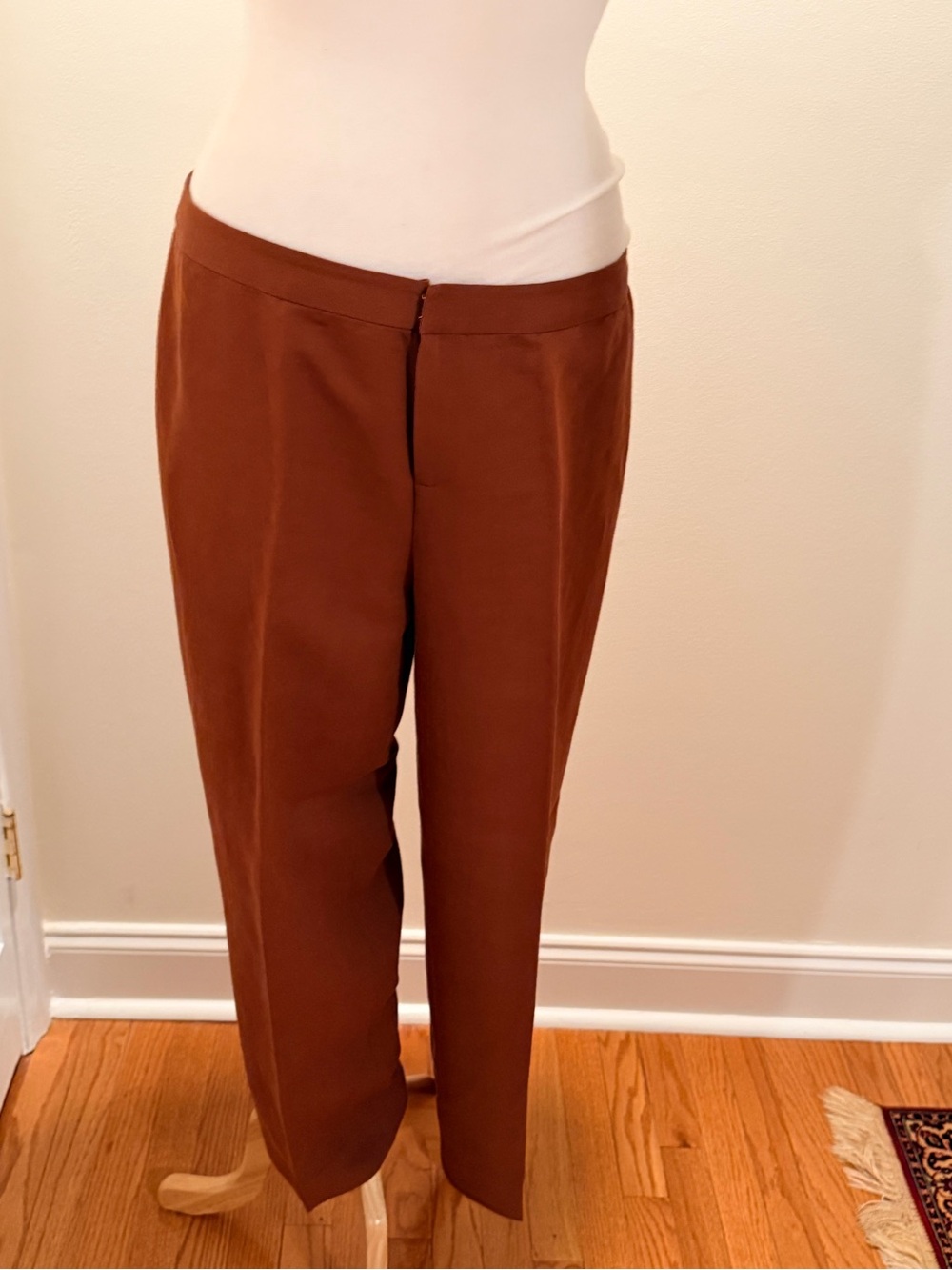 Women's Straight-Leg Pants in Deep Brown